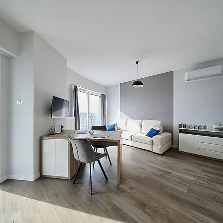 Capital Towers Rent