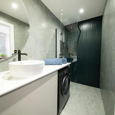 Capital Towers Rent Apartman *