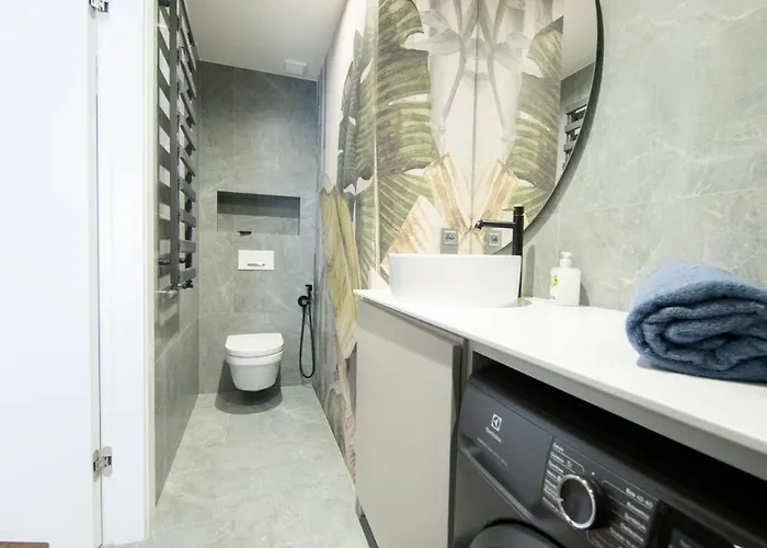 Capital Towers Rent *