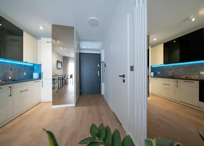 Capital Towers Rent דירה *