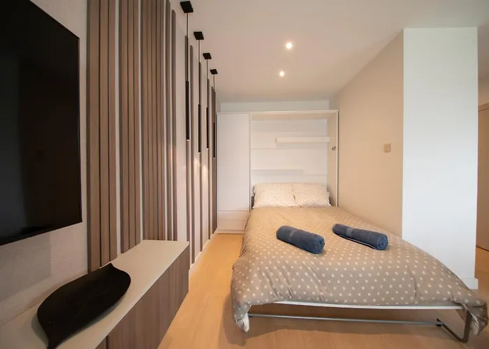 Capital Towers Rent *